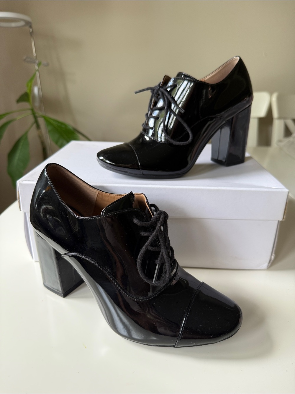 Calvin Klein Black Patent Lace-Up Block Heel Oxfords